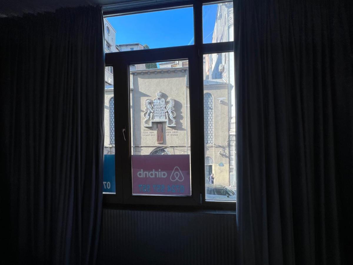 Synagogue Yeshua Tova Magheru Bukarest Eksteriør billede